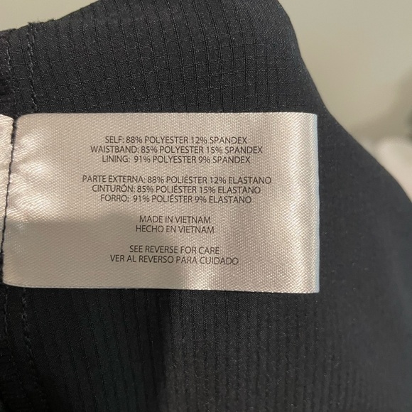 Black Orvis lightweight moisture wicking Skort.  Size XXL - Picture 5 of 6